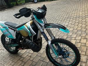 Ktm 300 exc 6 days