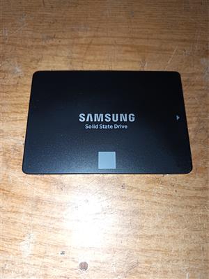 Samsung 850 EVO 250GB 2.5inch SSD
