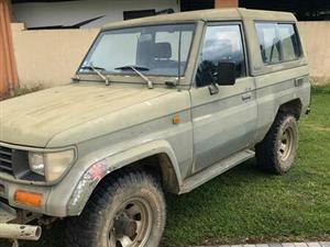 WANTED Toyota Land Cruiser 70 / 71 / 73 / 74 / 76 / 77 series body spares