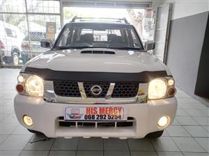 2016 NISSAN NP300 2.5 HARDBOODY DOUBLE CAB MANUAL