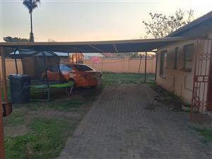 2 Bedroom house for sale in Booysens, Pretoria