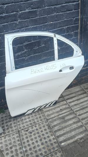 benz 2017 door