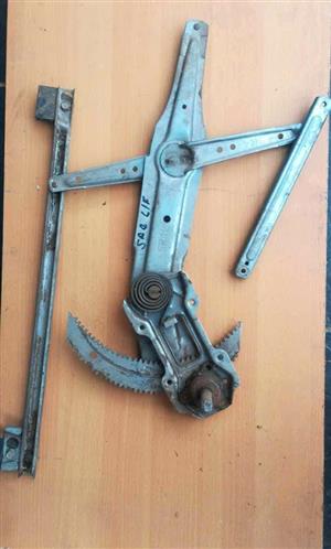 Honda Sr 4 window mechanism left front