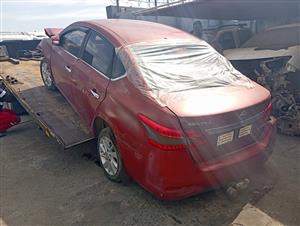 NISSAN SENTRA STRIPPING FOR SPARES