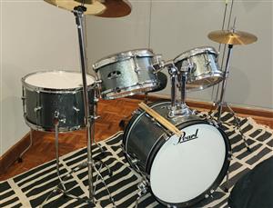 Pearl Roadshow kids drumset