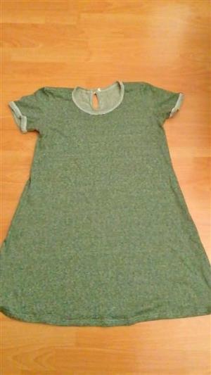 Dress green Short sleeve