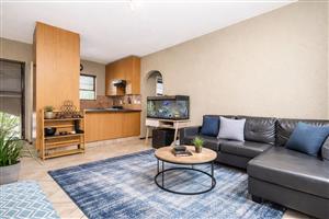 Apartment For Sale in Lonehill