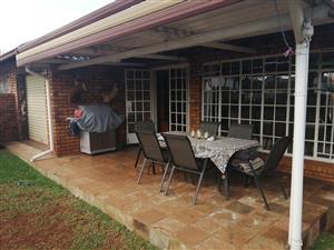 2 Bedroom Townhouse for sale in Weavind Park Pretoria