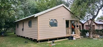 Four Bedrooms Two Bathroom Wendy House 