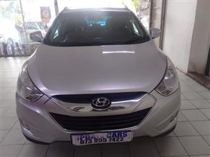 2011 Hyundai ix35 2.0GLS manual silver color Leather Seat  Reverse Camera  