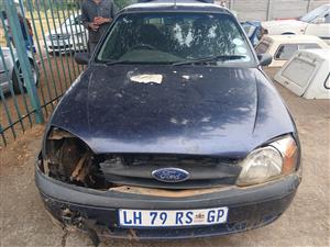 FORD ICON 1.6 FOR STRIPPING CALL FOR INFO