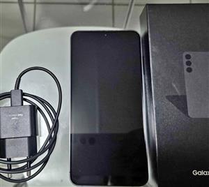 Samsung Galaxy S24+  , MINT CONDITION