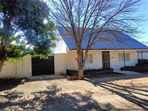 House For Sale in Murraysburg