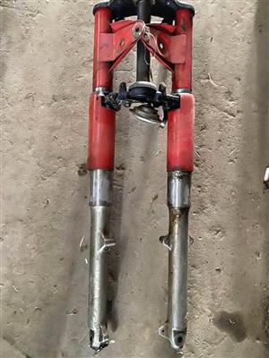 Suzuki B 200 front end