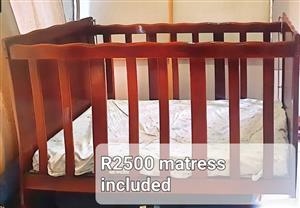 Baby cot wooden