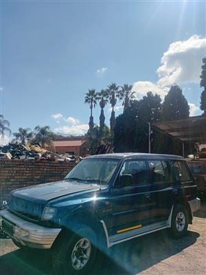 Mitsubishi 3.5 V6 Blister Fender 1998 Model Stripping For Spares