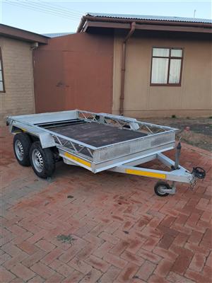 Dubble axle trailer 2.5mx3m strong built ideal for moving furniture etc.