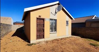 House For Sale in Savanna City
