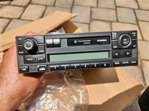 Jetta 4 Headlight and Original Radio