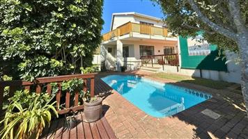 House For Sale in Kenton On Sea