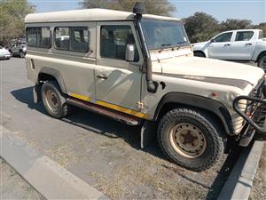 Selling Land rover defender 110 1995 model