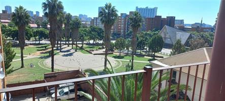 A ROOM WITH BALCONY IS VACANT IN A RENOVATED 3 BED FLAT - AVAILABLE 1 JAN 2026