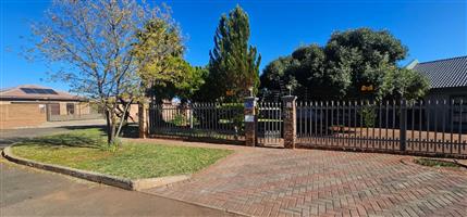 House For Sale in El Toro Park