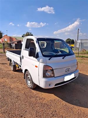 2006 HYUNDAI H-100 1 TON BAKKIE