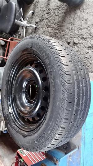 18inch steel rim with used tyre to use for spare on Toyota Hilux/Fortuner,Isuzu X-Rider/DMax 