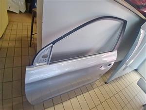 2017 HYUNDAI I20 FRONTDOOR LEFT SIDE