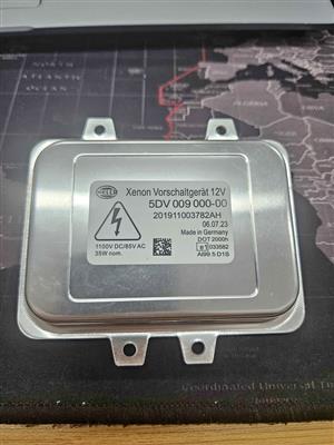 VW Golf 6 Headlight Module 5DV0090000