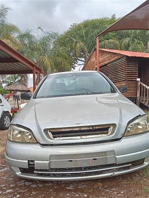 Opel Astra (classic ) stripping for spares 