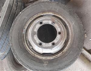 6hole rime tyre size 165/70R15