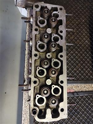 OPEL 1.3 CARBURETTOR CYLINDERHEAD FOR SALE