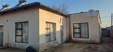 House For Sale in Coronationville