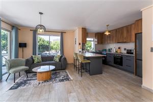 Apartment For Sale in Scott Estate