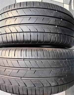 215/45/16 Kumho Tyres for Sale. Contact 