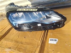 (2021-2023) PEUGEOT 3008 RIGHT SIDE XENON HEADLIGHT FOR SALE