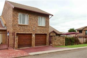 House For Sale in Highveld