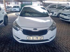 Kia Cereto 1.6 Manual petrol  2013 White Leather Seat