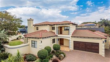 EXCLUSIVE MANDATE! Luxury Living in Glen Erasmia Boulevard in Glen Marais