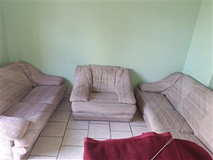 3 piece living room set good condition