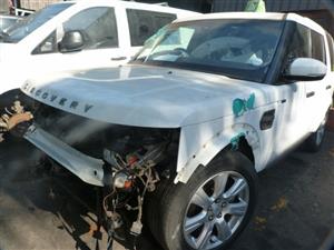  Land Rover Discovery 4 3.0 Diesel AT White - 2016 SPARESBOYZ STRIPPING FOR SPAR