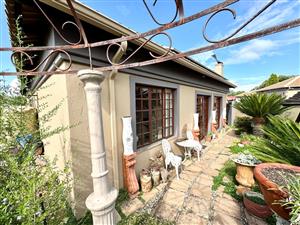 Comfortable Family Living in Secure Complex with Solar & Water Backup