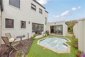 Location, Security, and Space… what more can one ask for?!