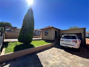 House For Sale in Atteridgeville