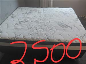 I am selling bed