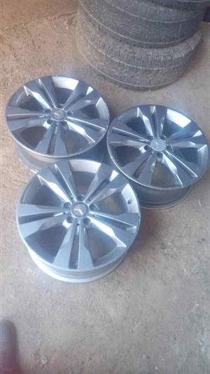 OEM 18 inch Mercedes  mag  wheels for sell  5X112 pcd