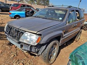 2002 JEEP GRAND CHEROKEE STRIPPING SPARES