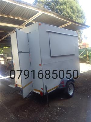 Mobile kitchen trailers